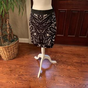 Express skirt - great look on !!